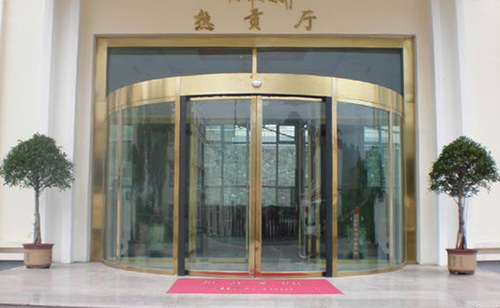 弧形门
